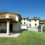 Con Piscina * Capannori