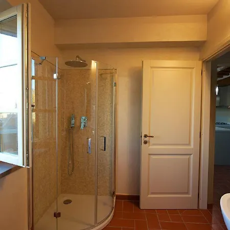 Con Piscina Capannori