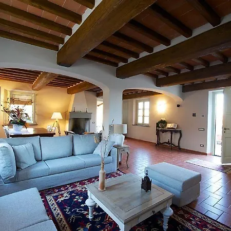 Con Piscina Capannori